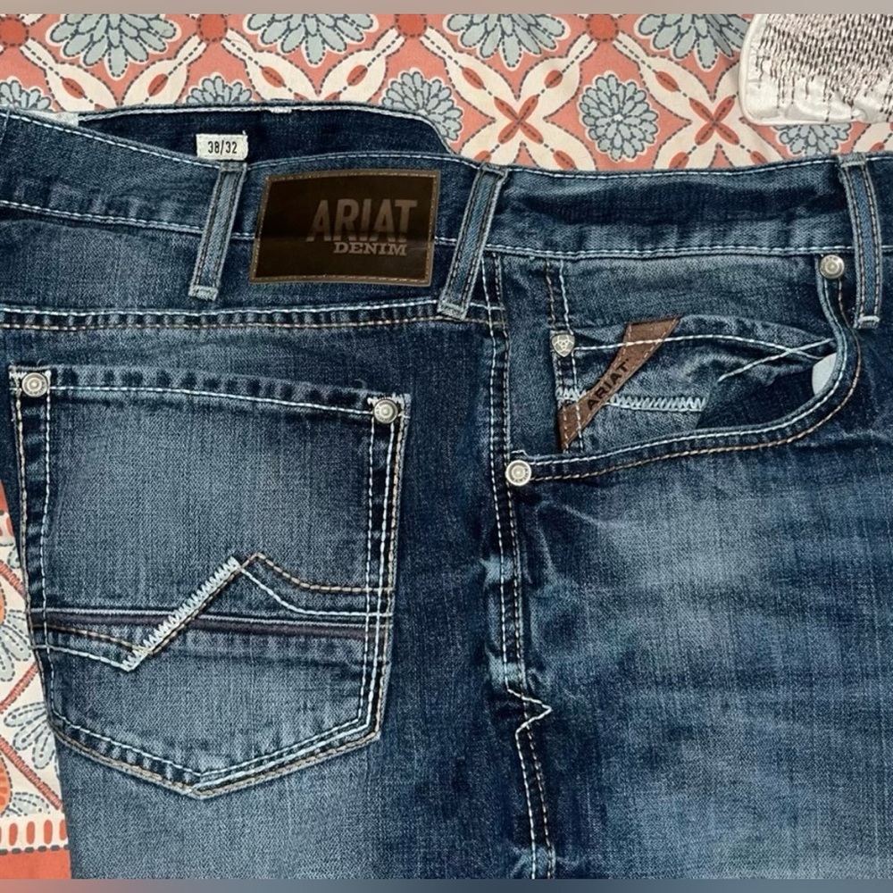 ARIAT M2 Traditional Relaxed Boot Cut 38/32